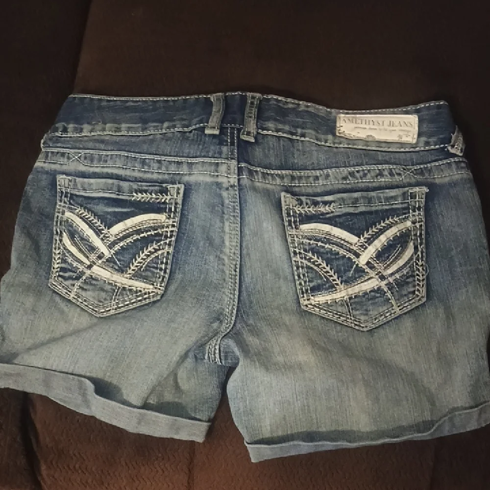 Amethyst Jeans Women's Blue Denim Shorts - Picture 1 of 4